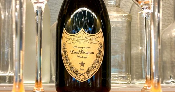 Comment choisir le verre idéal pour sublimer la dégustation de votre champagne ?
