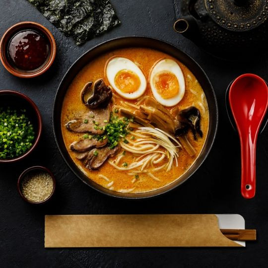 délicieuses recettes de ramen : créez vos propres soupes de nouilles aux bouillons riches et savoureux