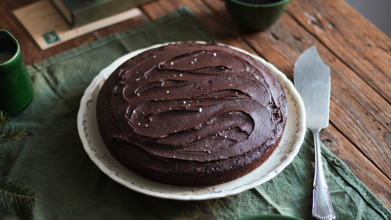 Truc de chef pâtissier : comment éviter que fruits et pépites de chocolat ne coulent au fond du gâteau